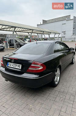 Купе Mercedes-Benz CLK-Class 2003 в 