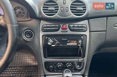 Купе Mercedes-Benz CLK-Class 2004 в 