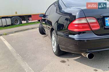 Купе Mercedes-Benz CLK-Class 2001 в 