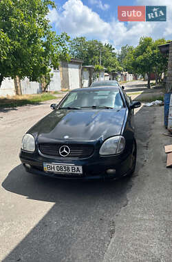 Кабриолет Mercedes-Benz CLK-Class 2001 в 