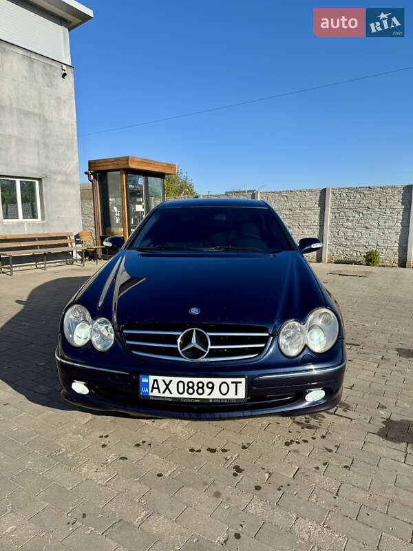 Купе Mercedes-Benz CLK-Class 2002 в 