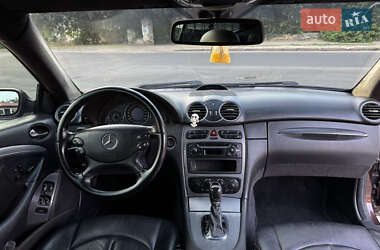 Купе Mercedes-Benz CLK-Class 2004 в 