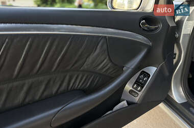 Купе Mercedes-Benz CLK-Class 2004 в 