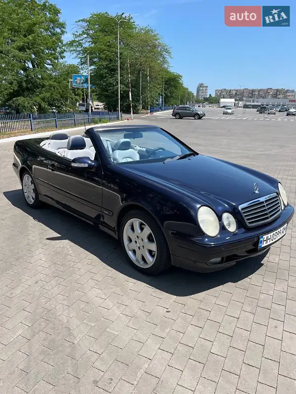 Mercedes-Benz CLK-Class 2000