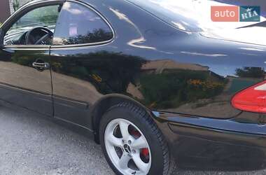 Купе Mercedes-Benz CLK-Class 2001 в 