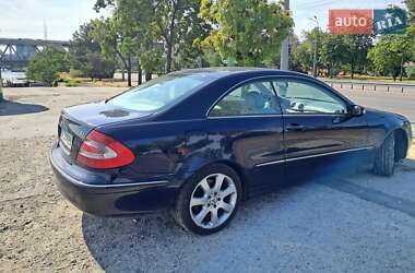 Купе Mercedes-Benz CLK-Class 2004 в 