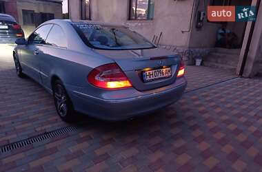 Купе Mercedes-Benz CLK-Class 2003 в 