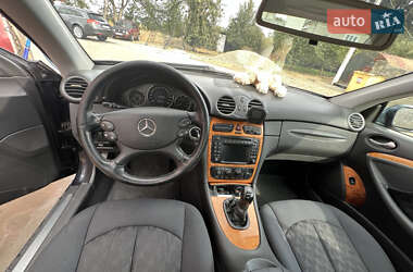 Купе Mercedes-Benz CLK-Class 2005 в 