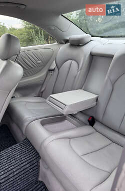 Купе Mercedes-Benz CLK-Class 2002 в 