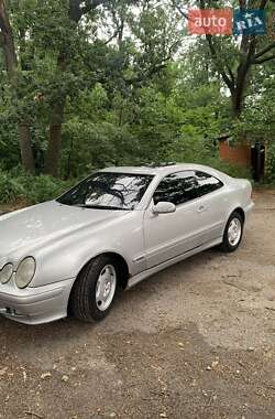 Купе Mercedes-Benz CLK-Class 2000 в 