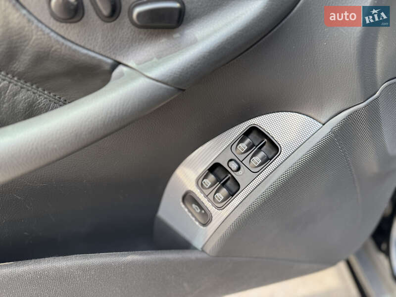 Купе Mercedes-Benz CLK-Class 2002 в Києві