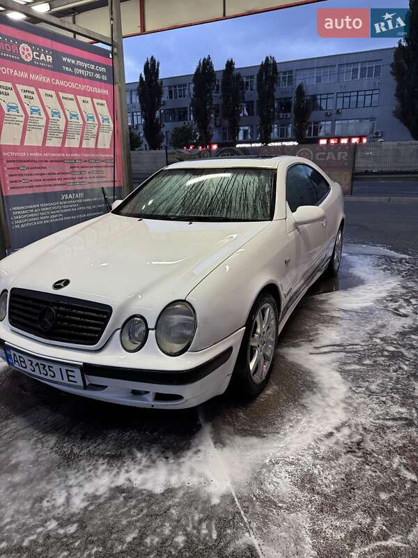 Купе Mercedes-Benz CLK-Class 1997 в Киеве