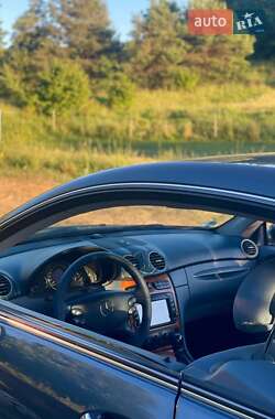 Купе Mercedes-Benz CLK-Class 2004 в 