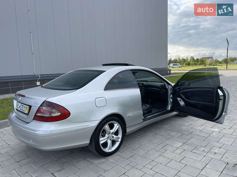 Купе Mercedes-Benz CLK-Class 2004 в Ровно
