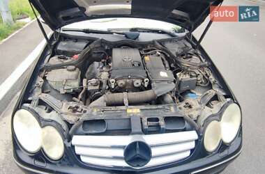 Купе Mercedes-Benz CLK-Class 2006 в 