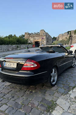 Кабриолет Mercedes-Benz CLK-Class 2003 в 