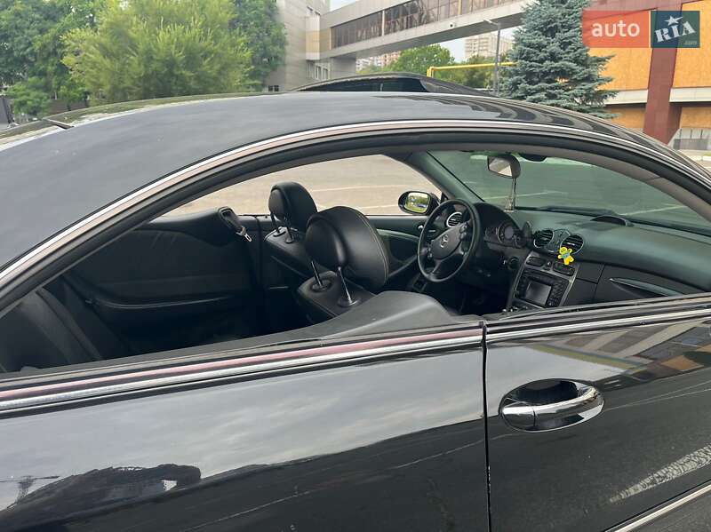 Купе Mercedes-Benz CLK-Class 2004 в Павлограді