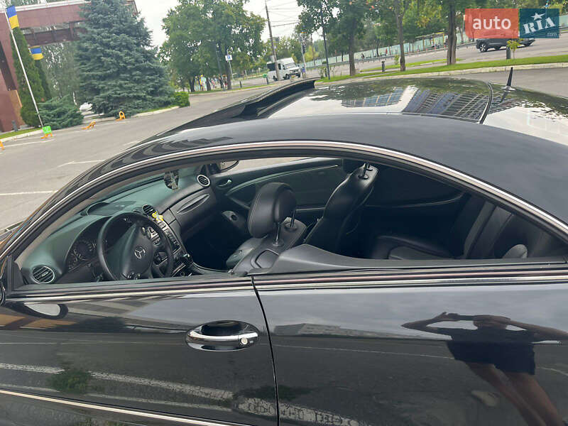 Купе Mercedes-Benz CLK-Class 2004 в Павлограді