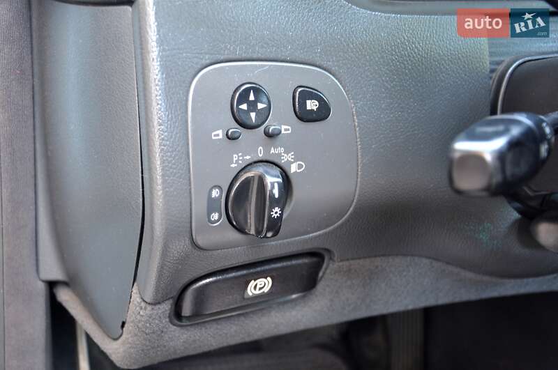 Купе Mercedes-Benz CLK-Class 2003 в Львове