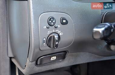 Купе Mercedes-Benz CLK-Class 2003 в 