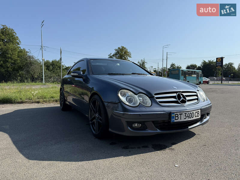 Mercedes-Benz CLK-Class 2004