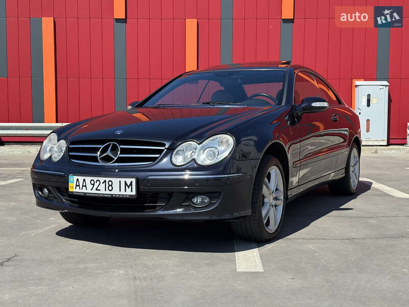 Купе Mercedes-Benz CLK-Class 2008 в 