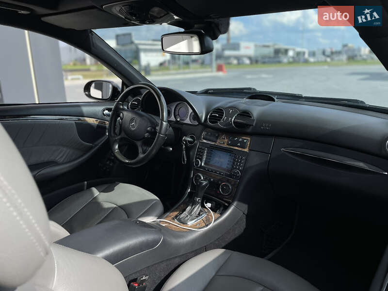 Купе Mercedes-Benz CLK-Class 2006 в Львове