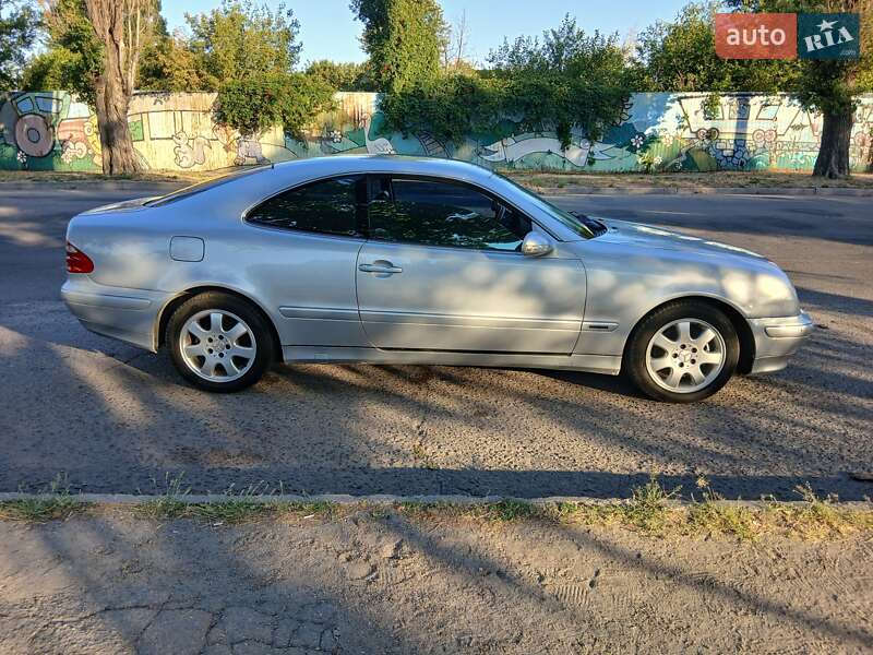 Купе Mercedes-Benz CLK-Class 2000 в Запорожье