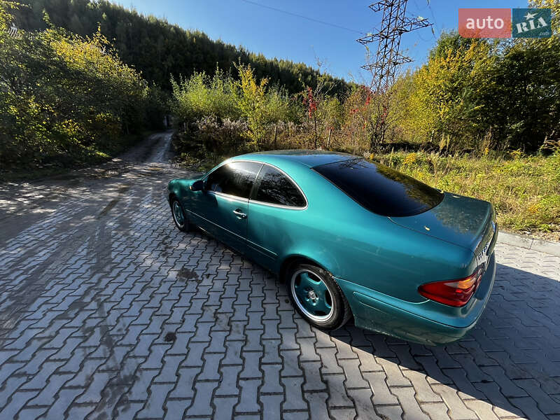 Купе Mercedes-Benz CLK-Class 1999 в Львове
