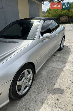 Кабриолет Mercedes-Benz CLK-Class 2005 в 