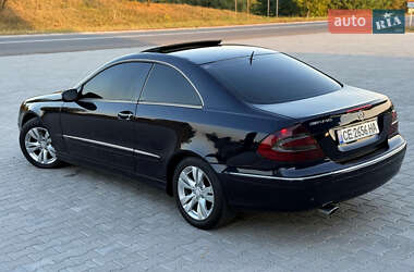 Купе Mercedes-Benz CLK-Class 2002 в 