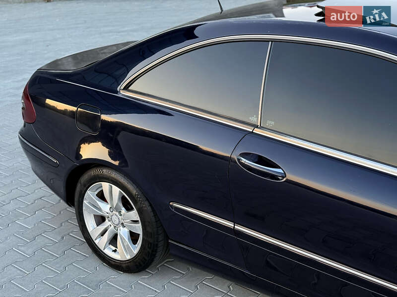 Купе Mercedes-Benz CLK-Class 2002 в Черновцах