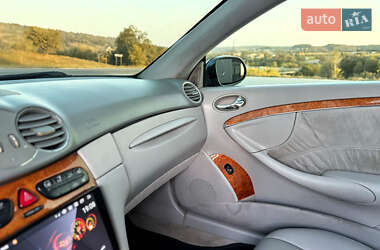 Купе Mercedes-Benz CLK-Class 2002 в 