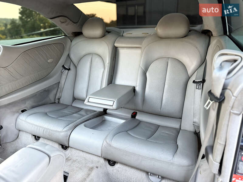 Купе Mercedes-Benz CLK-Class 2002 в Черновцах