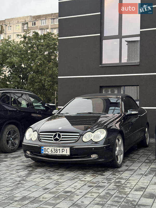 Кабриолет Mercedes-Benz CLK-Class 2003 в Нетешине