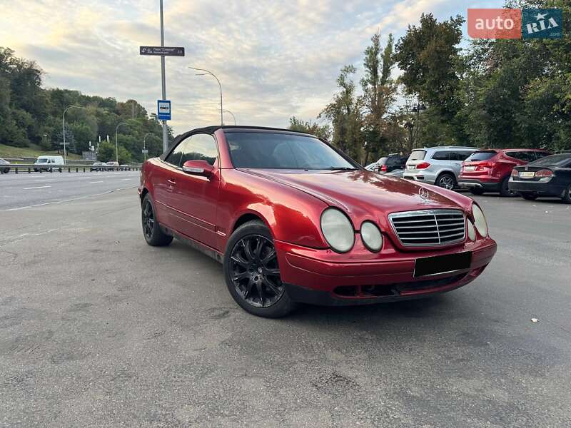 Кабриолет Mercedes-Benz CLK-Class 2001 в Киеве