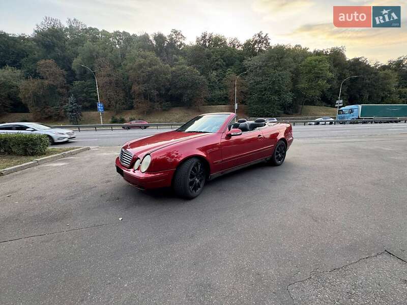Кабриолет Mercedes-Benz CLK-Class 2001 в Киеве