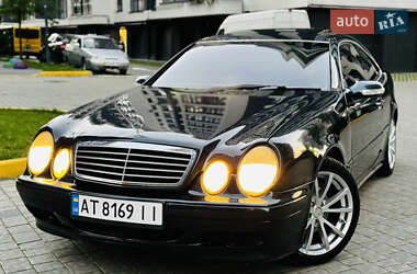 Купе Mercedes-Benz CLK-Class 2001 в 