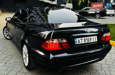 Купе Mercedes-Benz CLK-Class 2001 в 
