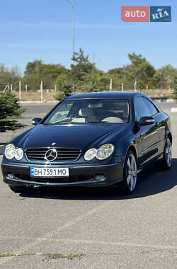 Купе Mercedes-Benz CLK-Class 2003 в 