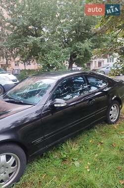 Купе Mercedes-Benz CLK-Class 2001 в 