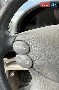 Купе Mercedes-Benz CLK-Class 2002 в 