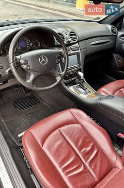 Купе Mercedes-Benz CLK-Class 2003 в 