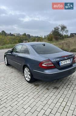 Купе Mercedes-Benz CLK-Class 2002 в 