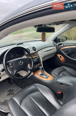 Купе Mercedes-Benz CLK-Class 2002 в 