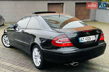 Купе Mercedes-Benz CLK-Class 2003 в 