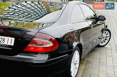 Купе Mercedes-Benz CLK-Class 2003 в 