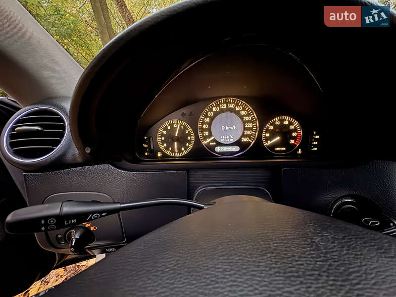 Купе Mercedes-Benz CLK-Class 2002 в Харькове