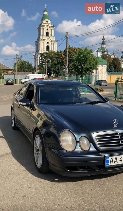 Купе Mercedes-Benz CLK-Class 2000 в Чернігові