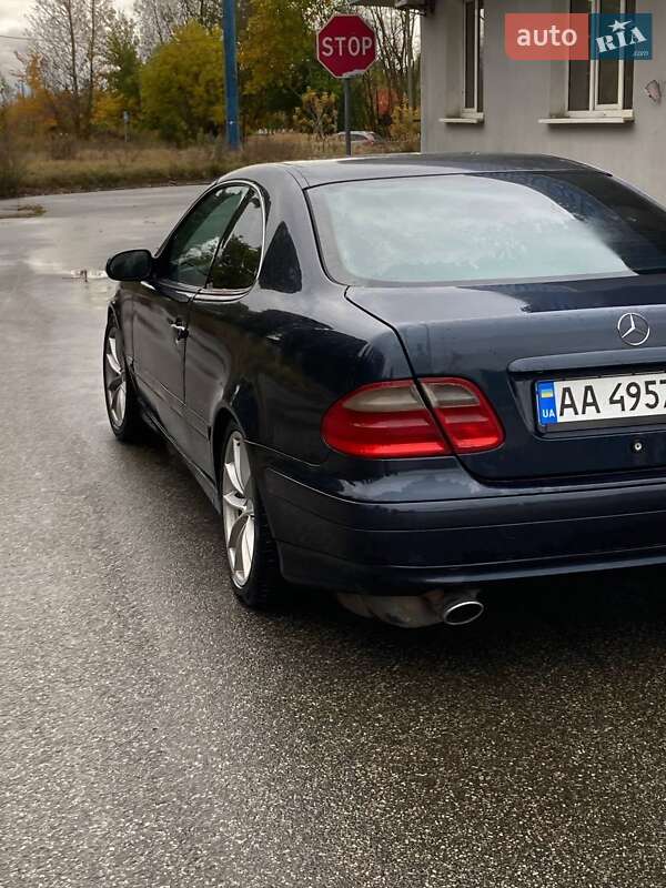 Купе Mercedes-Benz CLK-Class 2000 в Чернігові
